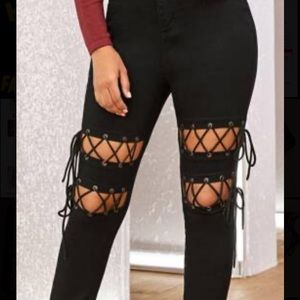 Never worn tie  jeans